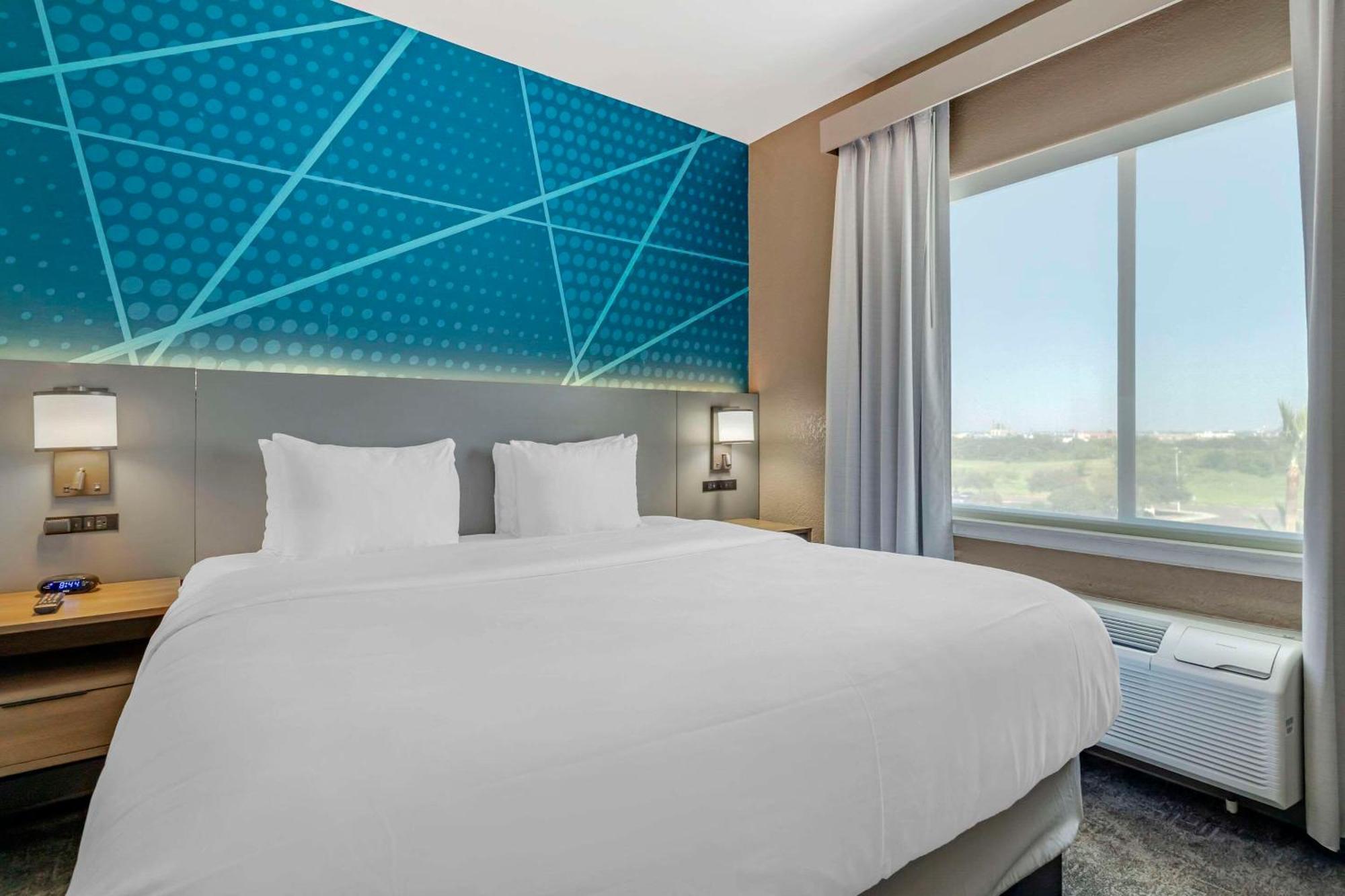 Comfort Suites ลาเรโด ภายนอก รูปภาพ
